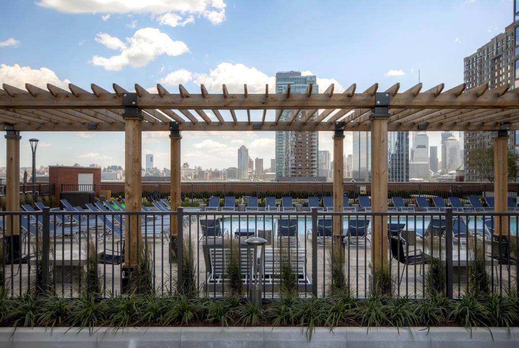 Global Luxury Suites At Newport Jersey City Exterior foto